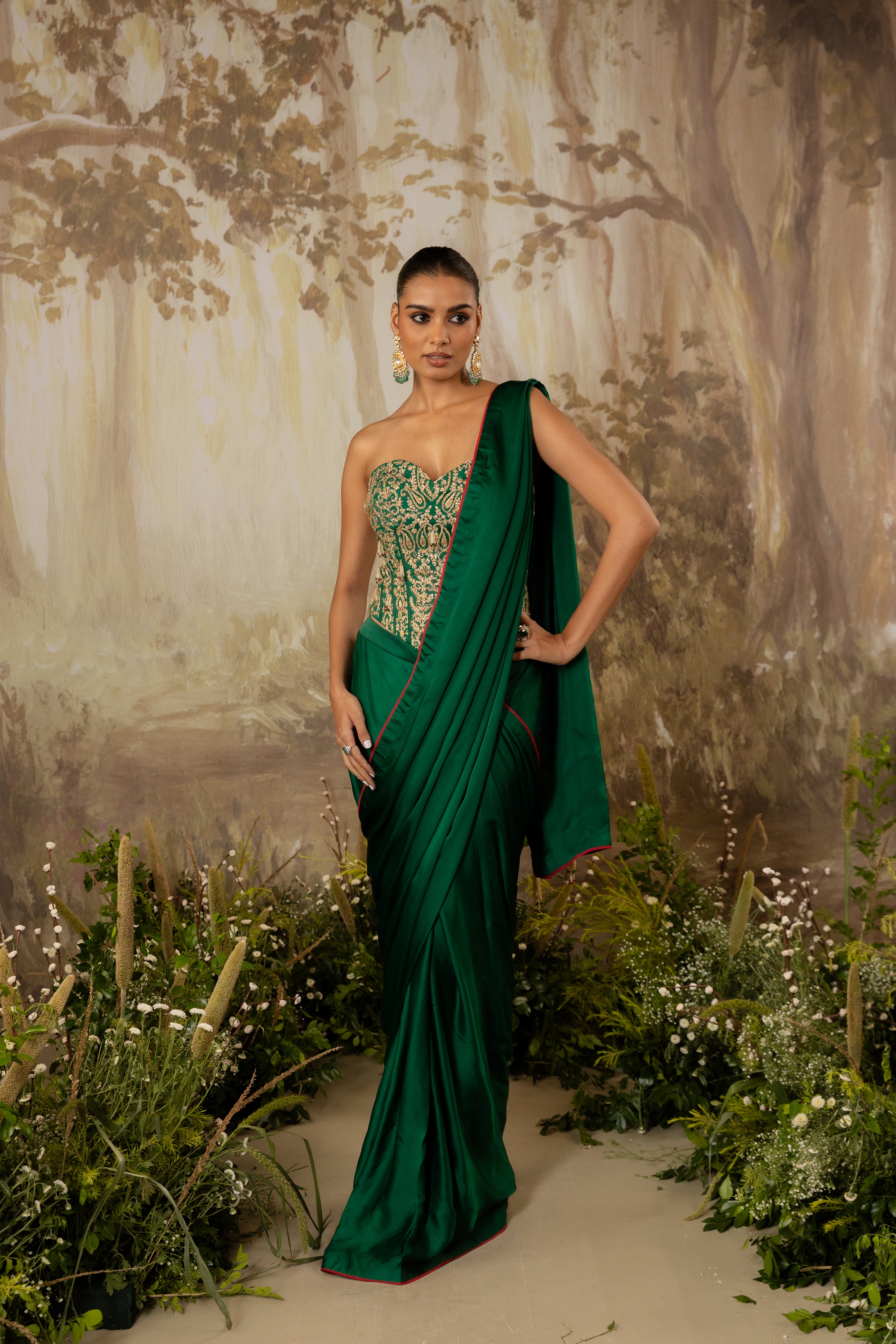 saree corset dress Bianca Corset Pre Drape Saree M