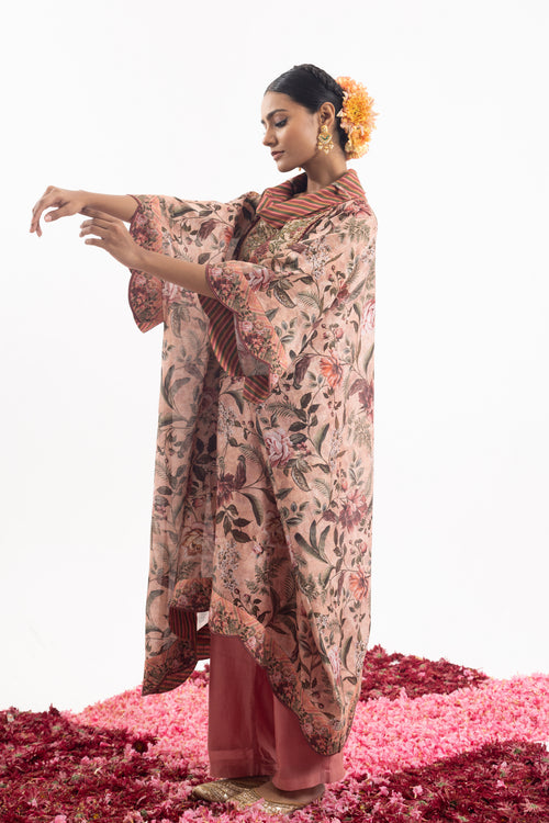 Printed Kaftan Paired With Plain Pants