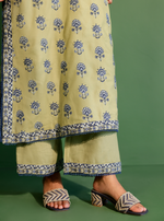 Mulmul Wool Harlow Green Kurta With Mulmul Wool Harlow Green Pant