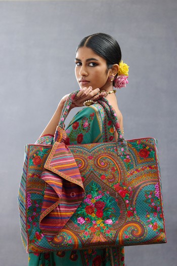 Dil Nawaz Arsia Handbag