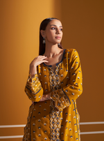 Mulmul Wool Tate Mustard Kurta With Mulmul Wool Tate Mustard Pant