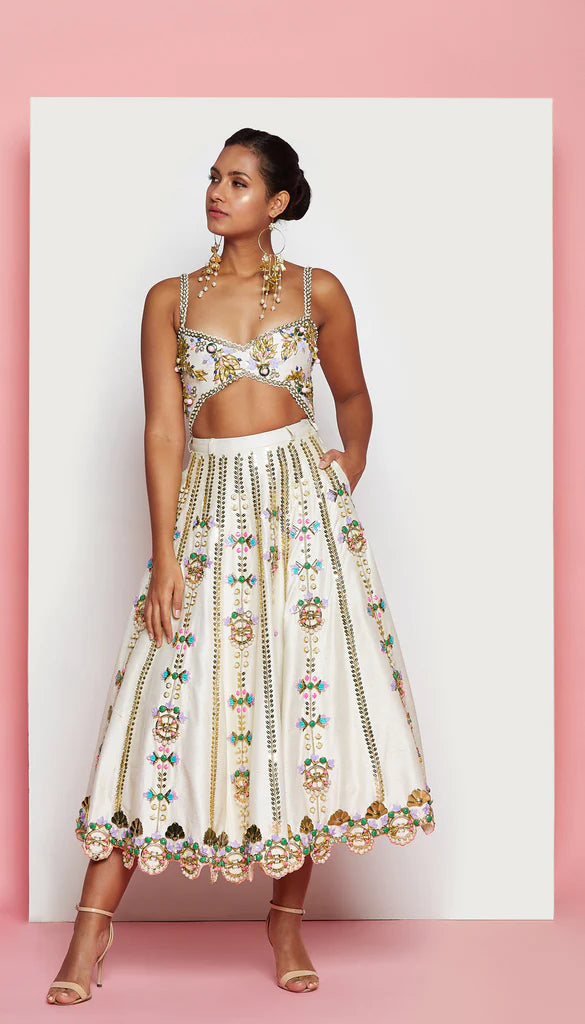 PIERIS - IVORY EMBELLISHED HALF LEHENGA SET