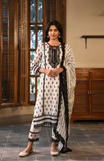 Sanaz Set White Abhaa Dupatta