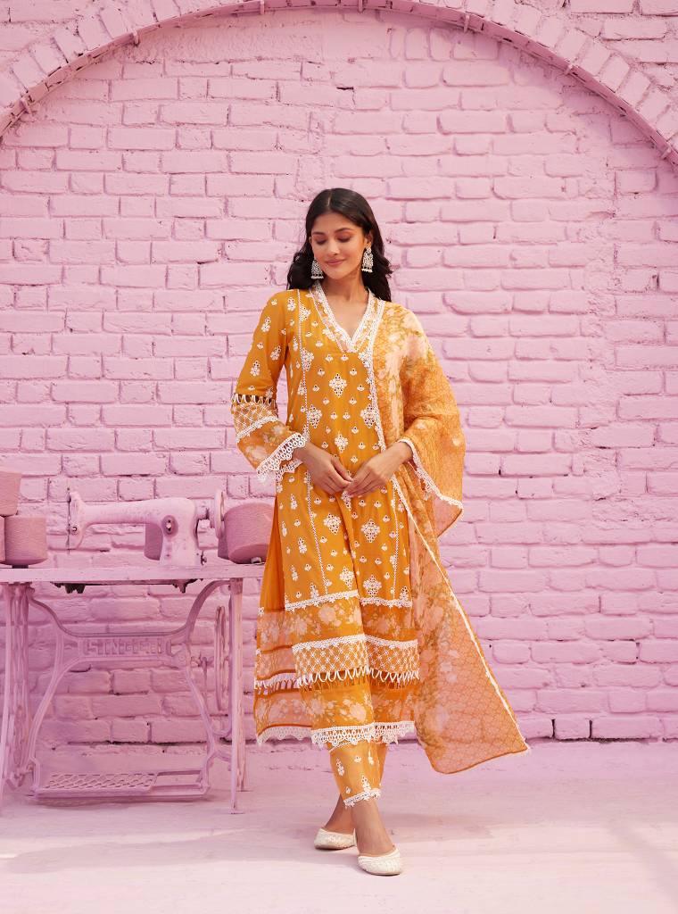 Revaari Set-Siyara Dupatta - Orange