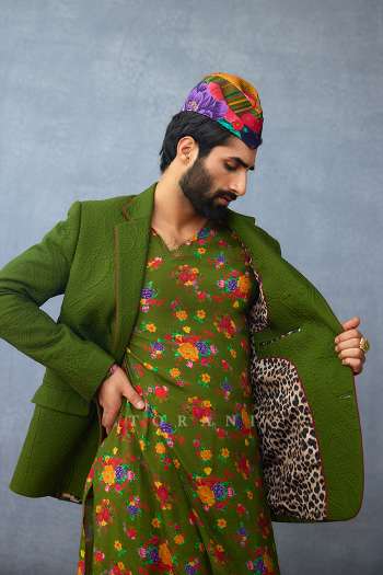 Dil Saaz Mazin Jacket Set