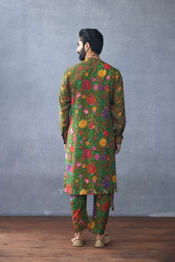 Dil Saaz Fadi Kurta Set