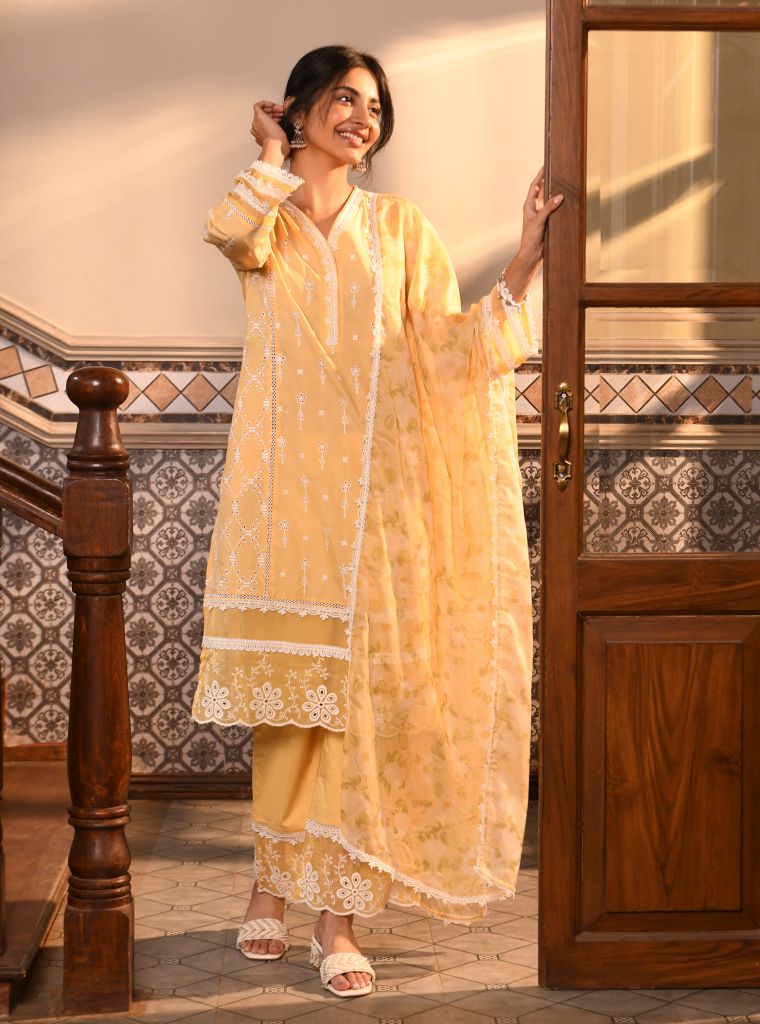 Gulnar Set Yellow Suvi Dupatta