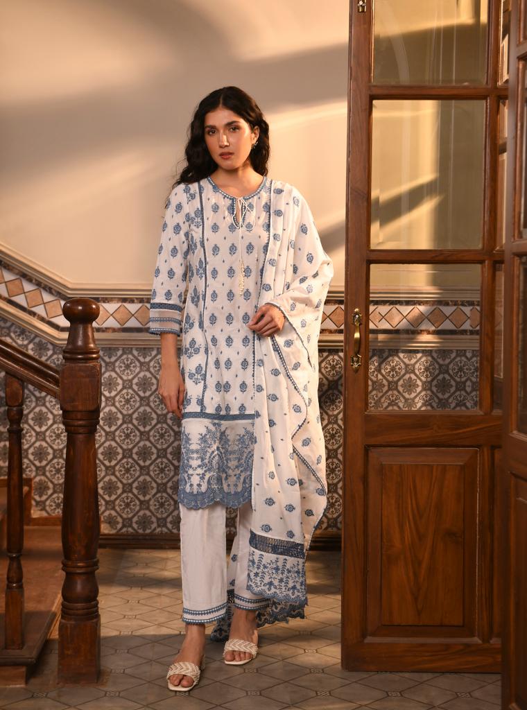 Dinaz Set White - Blue Donya Dupatta