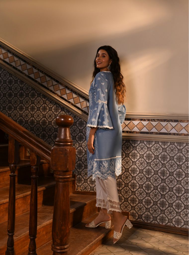 Anisa Kurta with Round Hem Organza PAnel Pants Denim