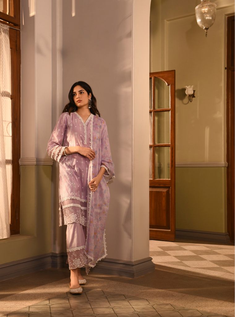 Gulnar Set Lilac Suvi Dupatta