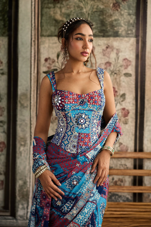 Teal Print And And Highlighted Corset Blouse With Pre-Draped Classic Saree Set