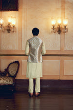 Pearl Silver Checkered Jacquard Banarasi Men's Jacket Set