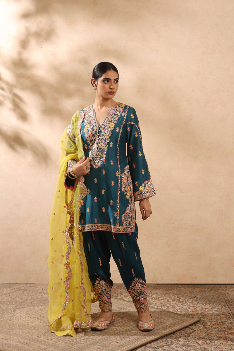 KURTA SALWAR SET