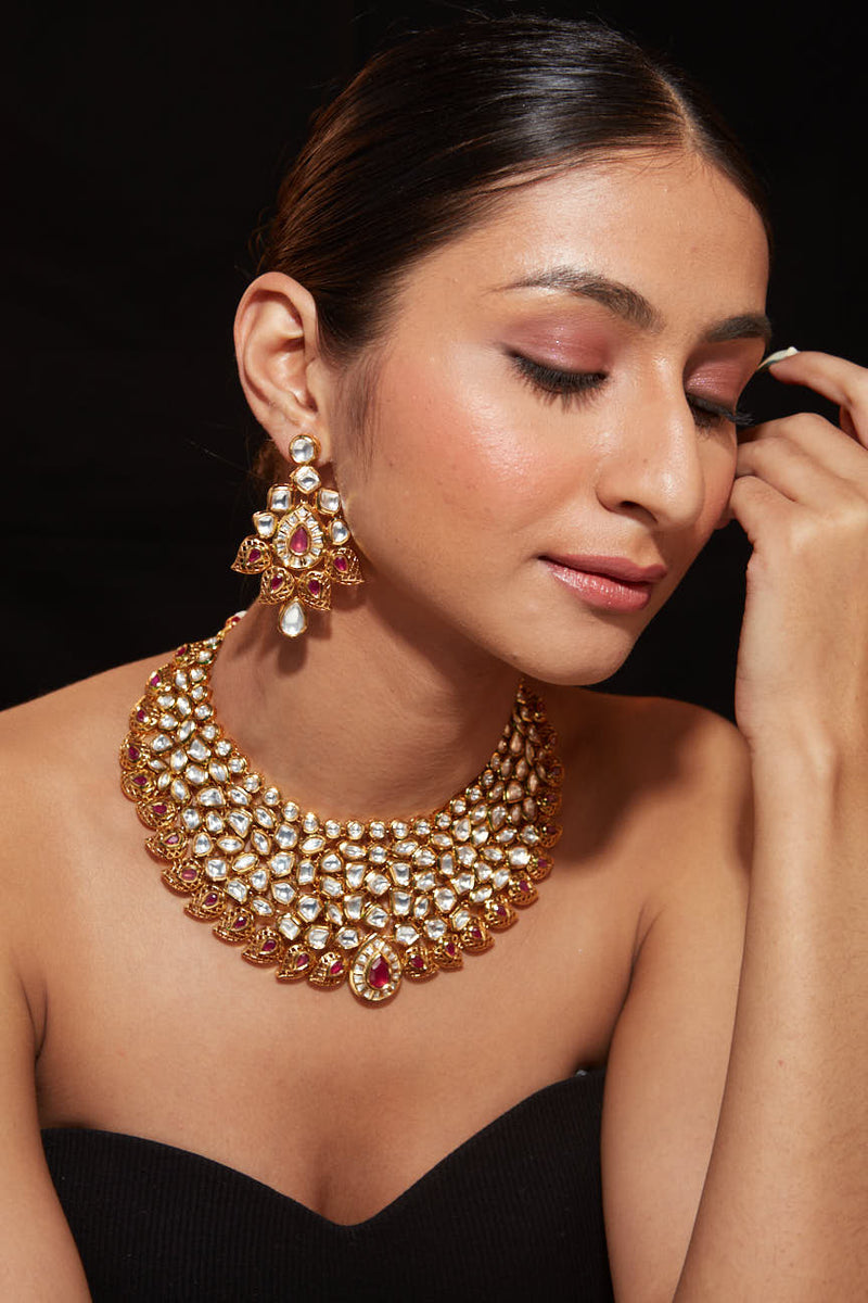 Gold Plated Kundan Studded With Gold Metal Drop Choker Necklace & Dangle Earrings Set