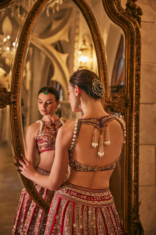 Siam-e-Shaahi Lehenga Set