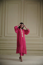 Aakar Pink Kurta Set